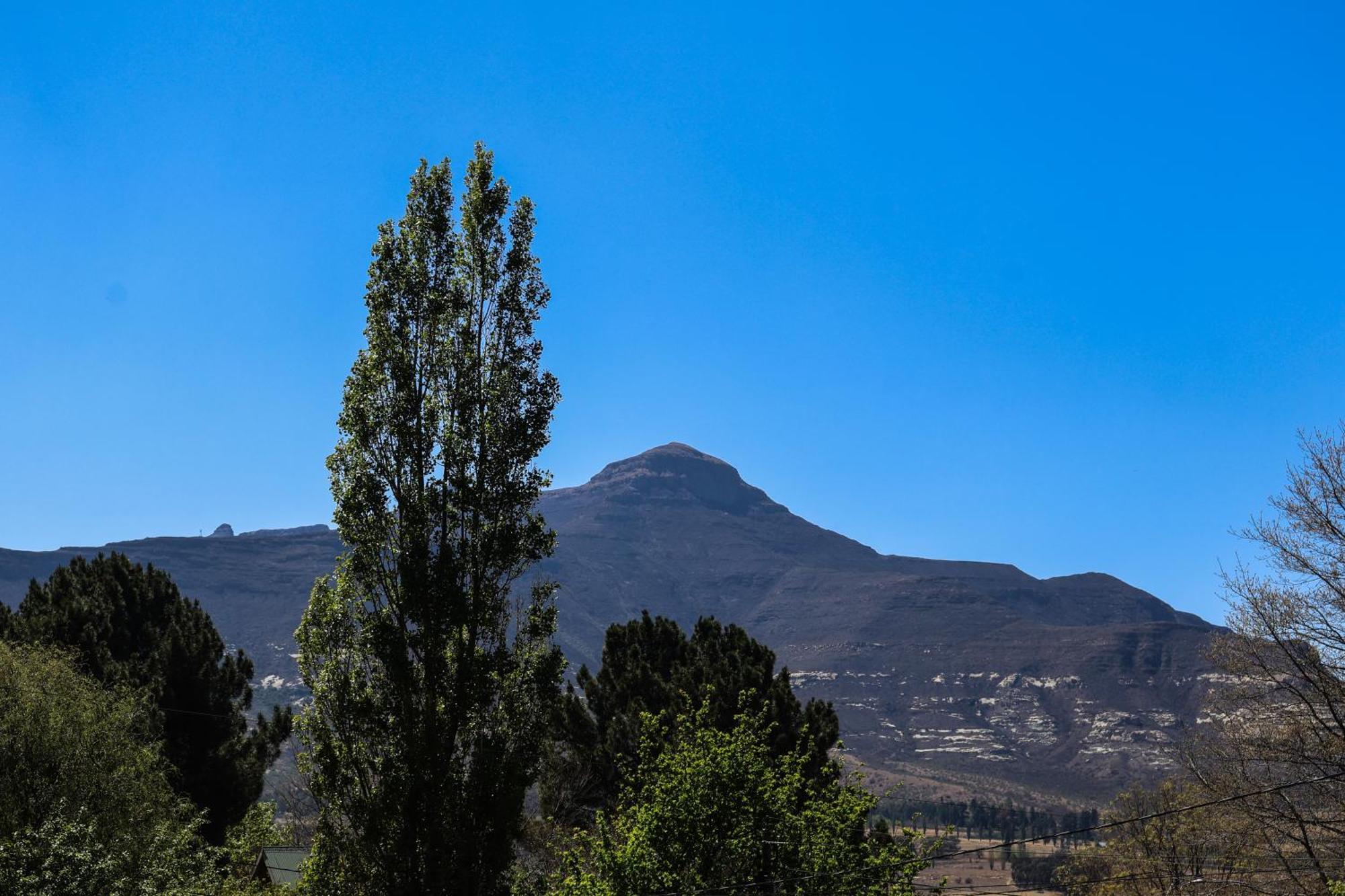 Rooiberg View Clarens Bed & Breakfast Exterior photo